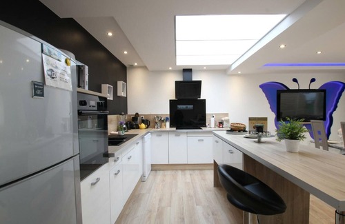 Carentan Cottage | Gite Carentan les Marais, 5 bedrooms, 10 persons