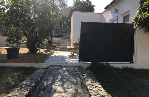 Bollene House | Gite climatisé avec piscine sur les hauteurs de Bollene