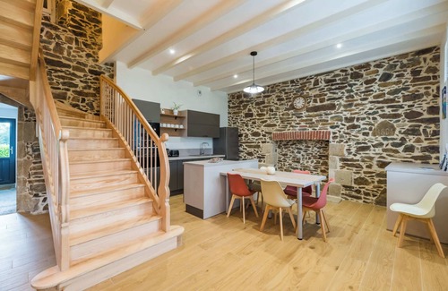 Saint-Clet House | Gite de charme a la campagne, a 15 km de la mer