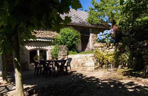 Hautefage House | Gite E'Table vallé de la Dordogne Charlannes
