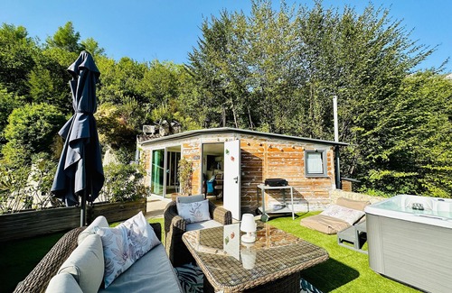 Le Bar-sur-Loup Apartment | Gite Fleur D'Oranger - Gite dans la Roche