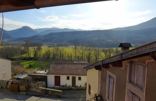 Montoulieu Apartment | Gite in RDC, in authentic village, in Cathar country near Montségur.