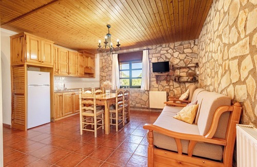 Beteta House | Gîte in the mountains for 32 to 40 people