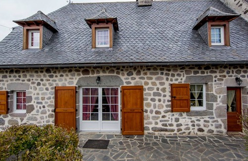 Jou-sous-Monjou Cottage | Gite Jou-sous-Monjou, 4 bedrooms, 9 persons