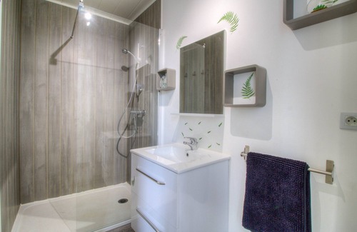 Mallievre House | Gite L'Alizé 2/4 persons 6kms from the puy du fou park