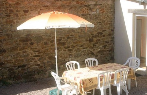 Plounevez-Moedec House | GITE La CORBEILLE 6 People with POOL