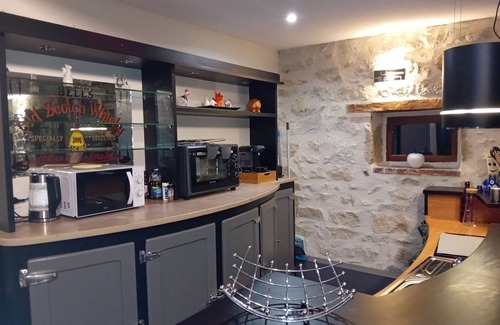 Reigny House | Gîte Le Bel Air in the heart of nature, with jacuzzi