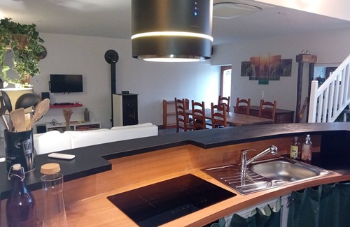 Reigny House | Gîte Le Bel Air in the heart of nature, with jacuzzi