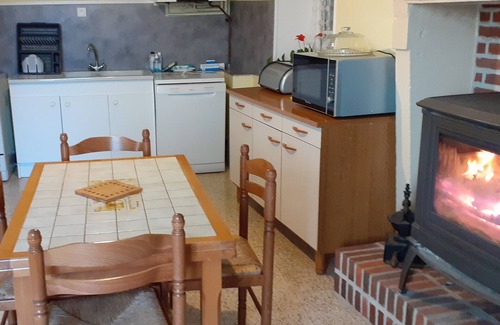 Sougeres-en-Puisaye House | GITE LE CARROUGE 15mn from Guédelon Former farmhouse enclosed grounds 6 persons