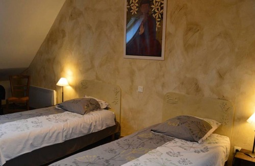 Les Moitiers-d'Allonne Cottage | Gite Les Moitiers-d'Allonne, 3 bedrooms, 6 persons