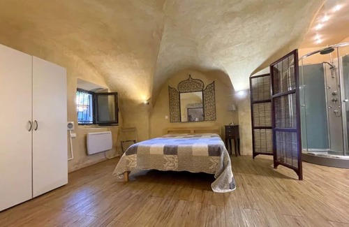 La Garde-Adhemar Apartment | Gîte Les Voûtes - A haven of peace in a jewel of Provence