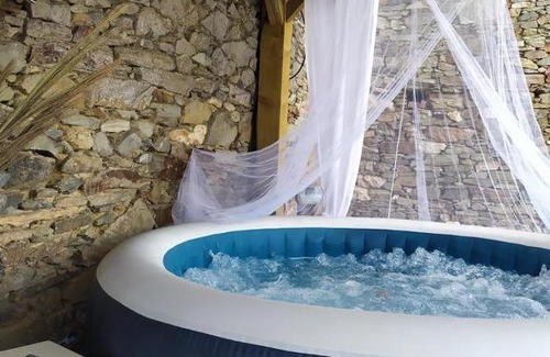Saussenac House | Gite Nougaro 2 pers private spa ouvert à l'année