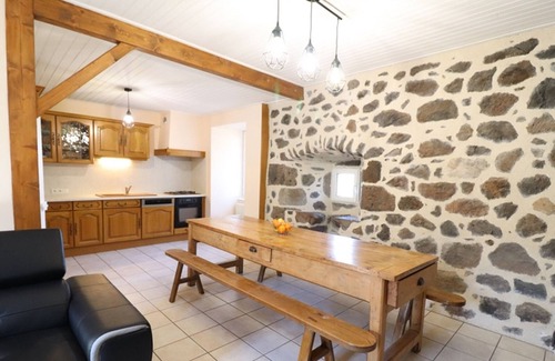 Polminhac Cottage | Gite Polminhac, 3 bedrooms, 7 persons