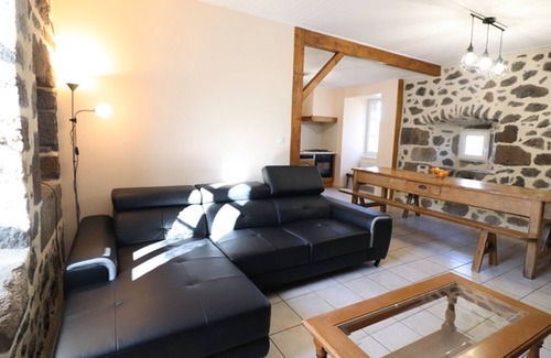 Polminhac Cottage | Gite Polminhac, 3 bedrooms, 7 persons