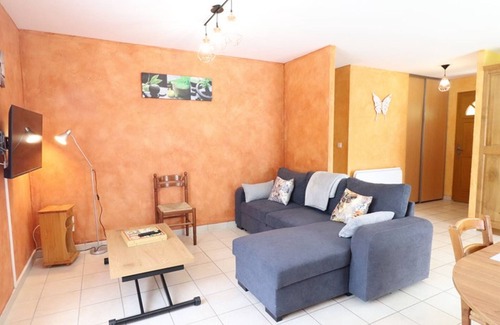 Riom-es-Montagnes Cottage | Gite Riom-ès-Montagnes, 3 bedrooms, 5 persons