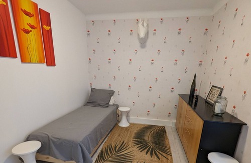 Saint-Pere-sur-Loire Cottage | Gite Saint-Père-sur-Loire, 2 bedrooms, 4 persons