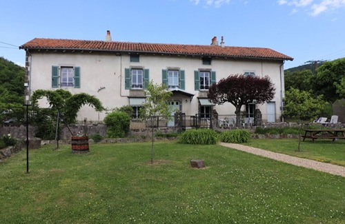 Saint-Simon Cottage | Gite Saint-Simon, 4 bedrooms, 8 persons