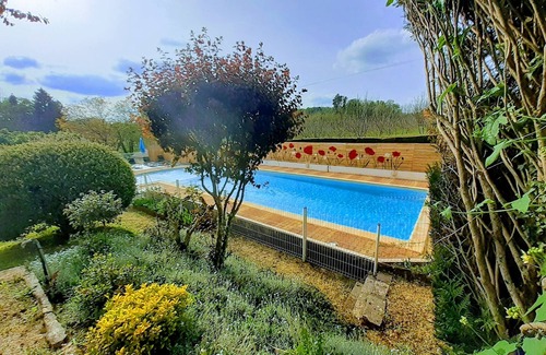 Saint-Crepin-et-Carlucet Condo | Gîte ST MARTIN 6 persons with heated swimming pool
