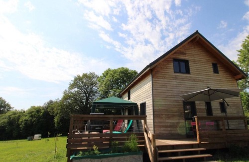 Teissieres-les-Boulies Cottage | Gite Teissières-lès-Bouliès, 3 bedrooms, 6 persons