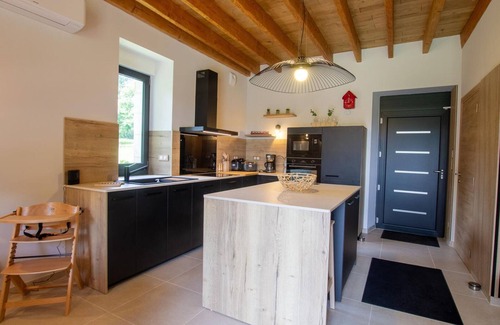 Nantheuil Cottage | Gite Thiviers, 2 bedrooms, 6 persons