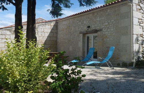 Luchat Apartment | Gite, Triangle Saintes/Royan/Oléron