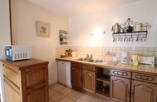 Valuejols Cottage | Gite Valuéjols, 4 bedrooms, 10 persons
