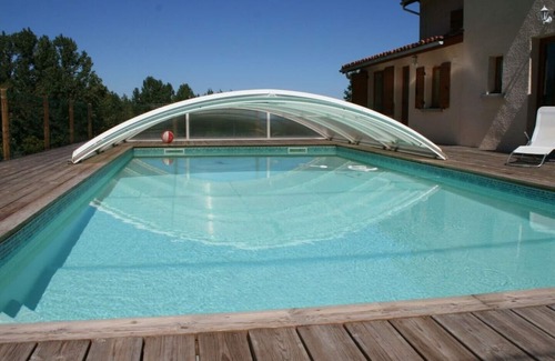 Saint-Martin-la-Sauvete Cottage | Gite with heated SWIMMING POOL NATURE et CALME in Auvergne-Rhône-Alpes