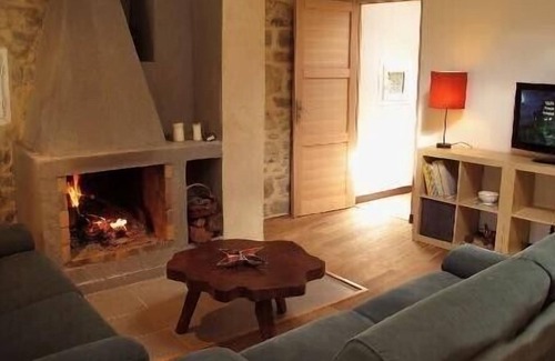 Les Vans Cottage | Gite with garden, Les Vans, Ardeche