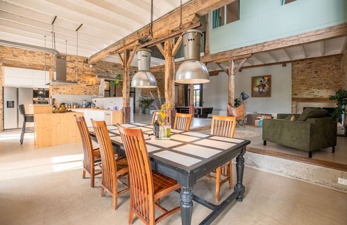 Coussac-Bonneval House | Gites de la fabrique, Infinity pool, jacuzzi and playground, trampolines stream