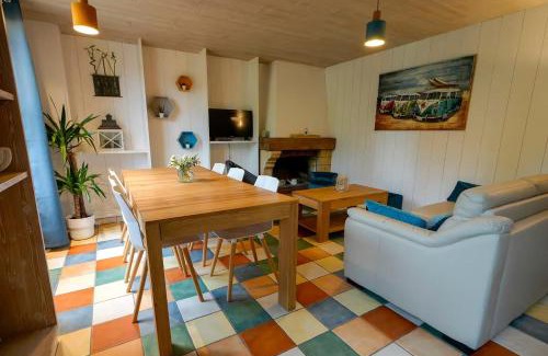 Langrolay-sur-Rance House | Gites La Rifflais - Nénuphar - avec étang privé