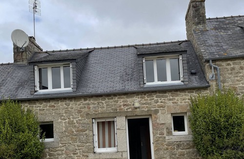 Plounevez-Lochrist House | Gites of the Manoir de la Baie