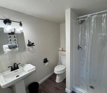 East Glacier Park Village Cabin | Glacier Alpine Lodges