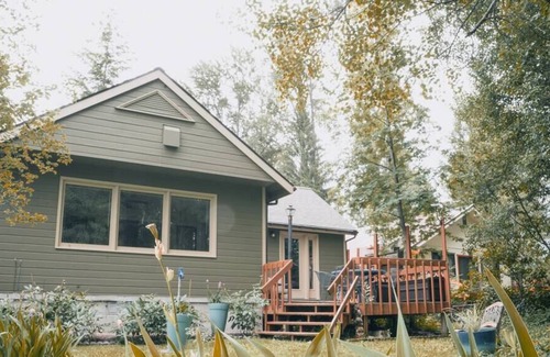 West Glacier House | Glacier Getaway - 5 minutes from Glacier National Park