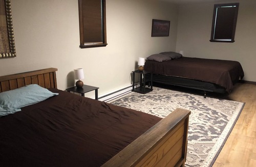 Babb House | Glacier National Park central location. Many Glacier, St. Mary, and Two Medicine