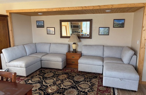 Babb Apartment | Glacier View Loft at Duck Lake - Brand New Loft