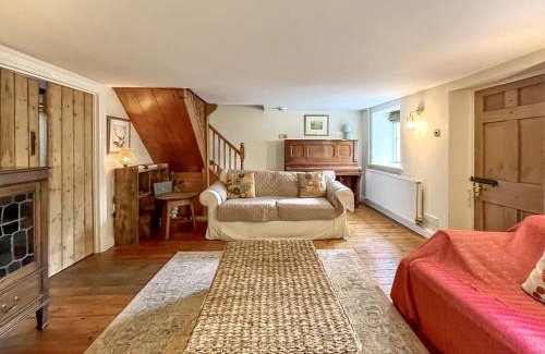 Sutton Benger House | Gladwyn Cottage