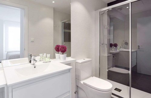 Egia Apartment | Gladys Attic by FeelFreeRentals
