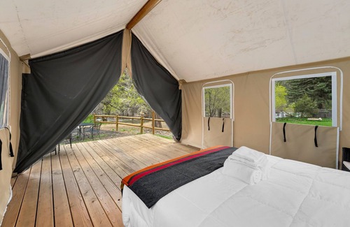 Poudre Park House | Glamp 1- Bighorn Sheep