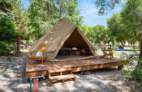 Soap Lake RV Rental | Glamping Comfort & Adventures at Smokiam RV Resort