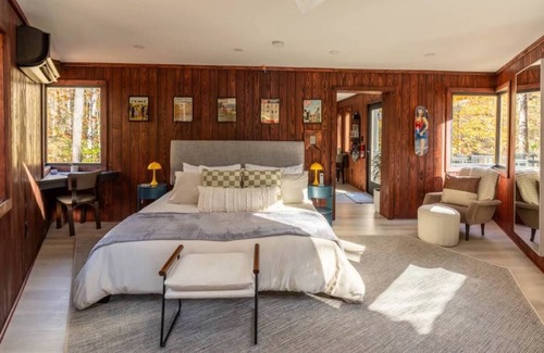 Brevard Cottage | Glamping in Brevard - Blue Ghost Treehouse