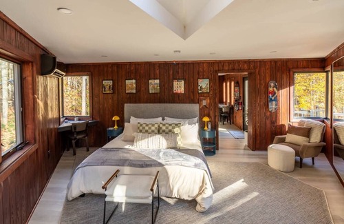 Brevard Cottage | Glamping in Brevard - Blue Ghost Treehouse