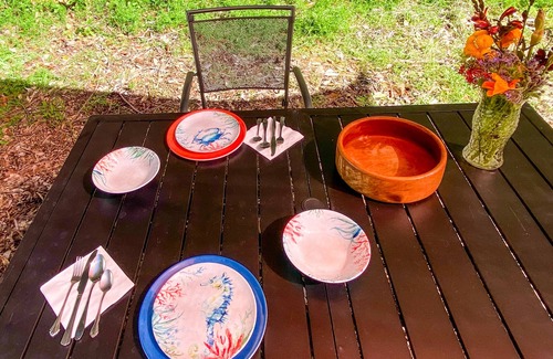 Garberville RV Rental | Glamping in the Redwoods, with a hot tub! The Orchard