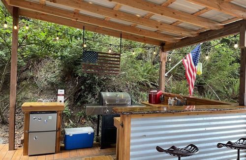 Tillicum Cabin | Glamping on the Puget Sound - Small Waterfront Cabin
