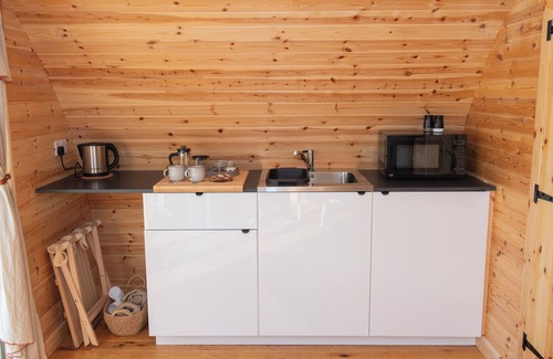 Muston Cottage | Glamping Pod 1 Comfort