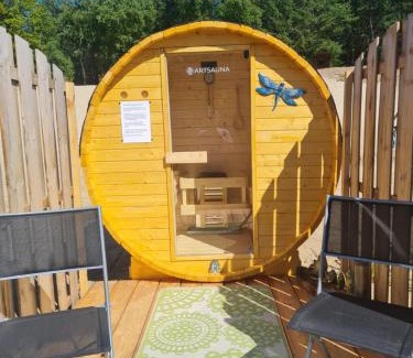 Nordholz Other | Glamping Pod im Wald mit Hund