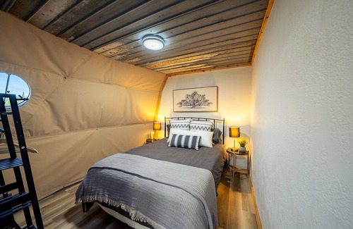 Oatmeal Resort | Glamping @ The Refuge-Reconnect with nature!