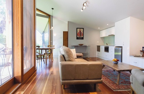 Metung Apartment | Glan-y-mor Studio in Metung, Glan-y-mor Studio in Metung