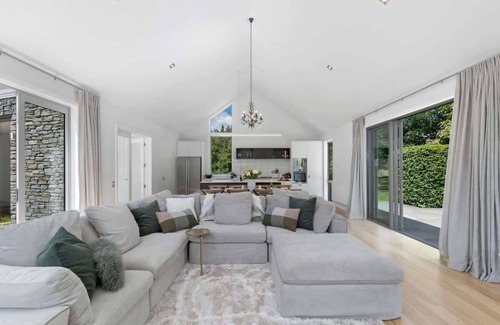 Arrowtown House | Glebe Arrowtown | Private Hot Tub | Communal pool, gym and tennis court