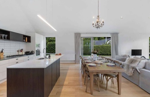 Arrowtown House | Glebe Arrowtown | Private Hot Tub | Communal pool, gym and tennis court