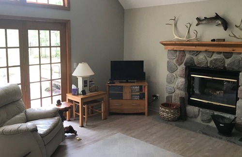 Glen Arbor House | Glen Arbor, Sleeping Bear Dunes Getaway